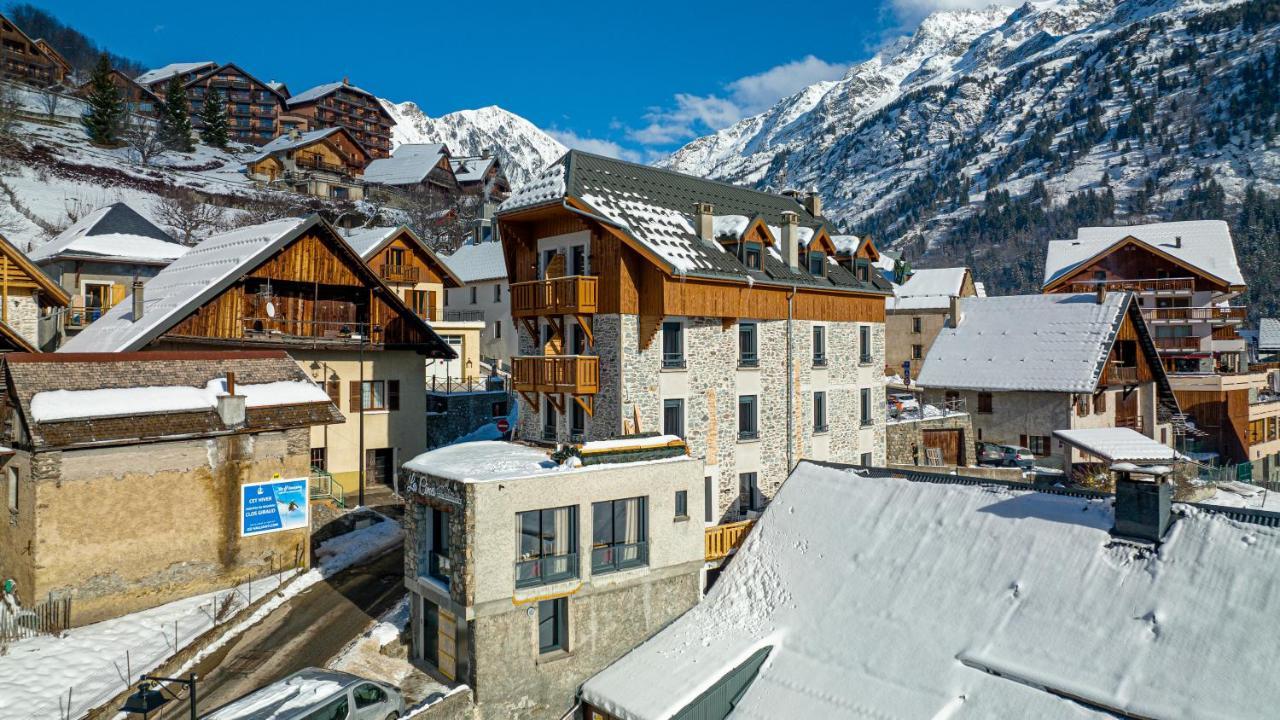 Madame Vacances Hotel Les Cimes Vaujany Exterior photo